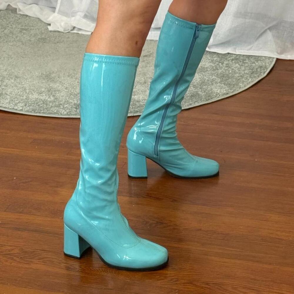 ✦ glossy aqua patent go-go boots ✦